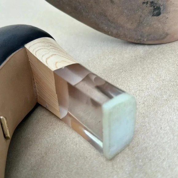 42 Gold Kisses Bootie in Black Leather 7.5 - Picture 8 of 13